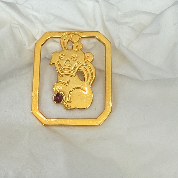 Judith Leiber gold dog bookmark with small purple pink gemstone - Picture 2 of 9